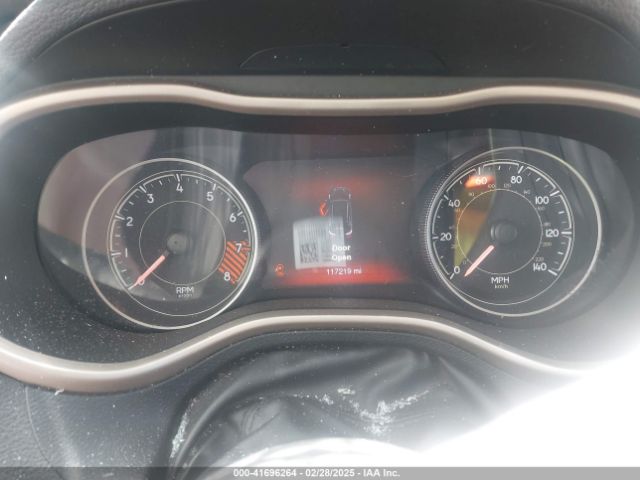 1C4PJMDS3EW257561 Jeep Cherokee Limited