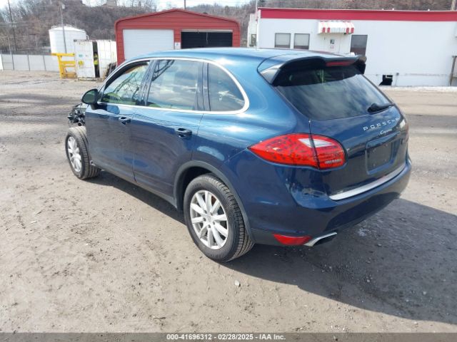 2013 PORSCHE CAYENNE WP1AA2A27DLA09911 Photo 2