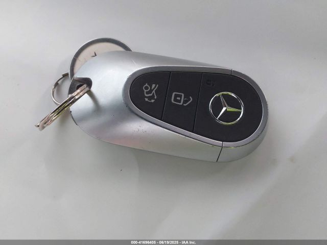 W1KEG2BB4PF017585 Mercedes-Benz ed