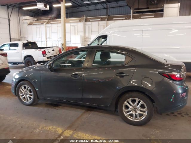 3MYDLBYV0HY176599 Toyota YARIS IA