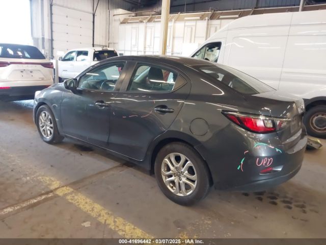 3MYDLBYV0HY176599 Toyota YARIS IA