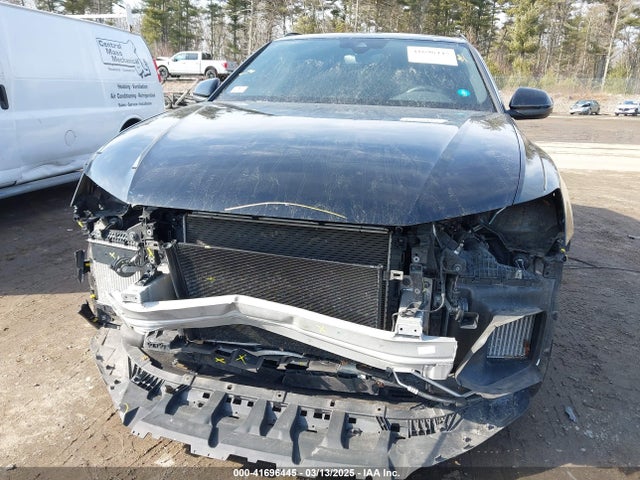 WA1AVAF18KD016156 Audi Q8 55 Premium