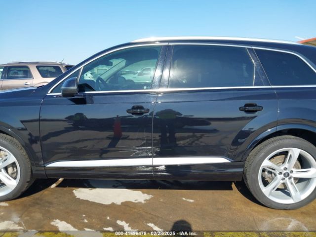WA1VAAF70KD003824 Audi Q7 55 Premium