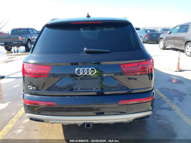 WA1VAAF70KD003824 Audi Q7 55 Premium