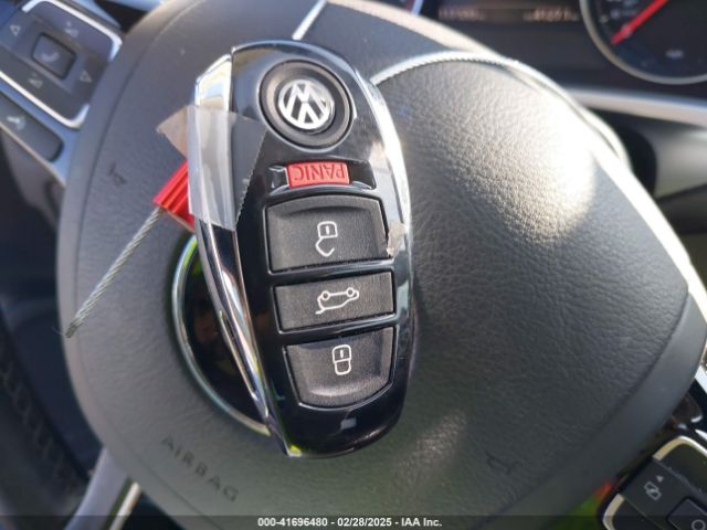 2016 VOLKSWAGEN TOUAREG WVGEF9BP7GD012339 Photo 10