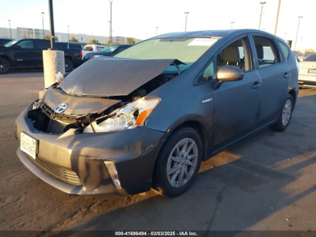 JTDZN3EU1E3325560 Toyota Prius V Three