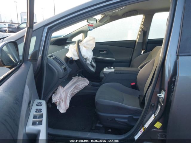 JTDZN3EU1E3325560 Toyota Prius V Three