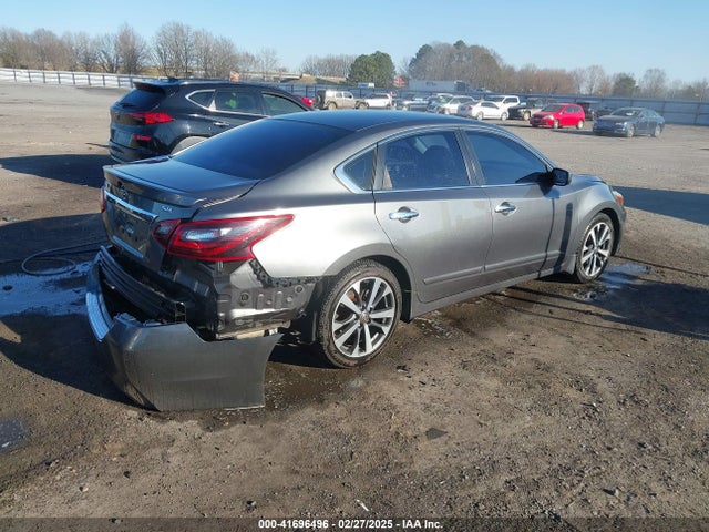 1N4AL3AP8HC142024 Nissan Altima 2.5 Sr