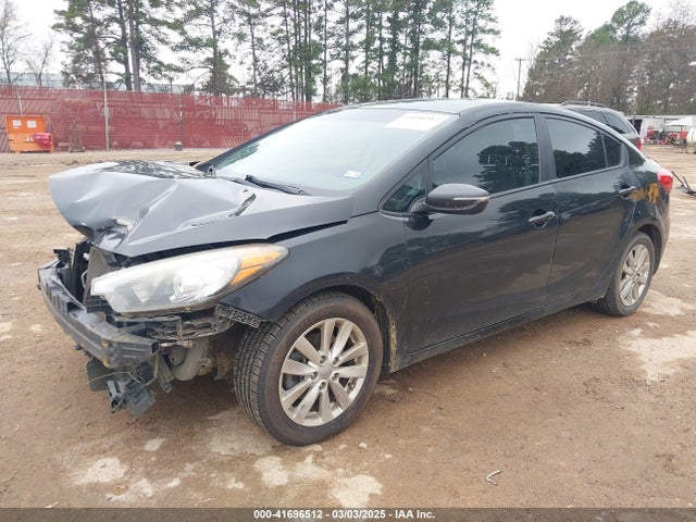KIA FORTE LX 2014 KNAFX4A67E5082672 Image 2