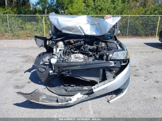 1VWBP7A31EC012246 Volkswagen Passat 2.5l Se