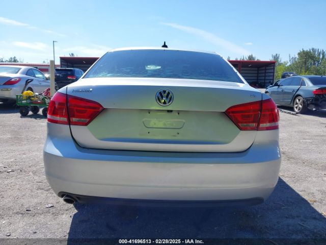 1VWBP7A31EC012246 Volkswagen Passat 2.5l Se