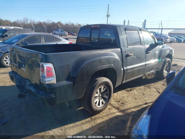 2009 MITSUBISHI RAIDER 1Z7HC28K89S729753 Photo 3
