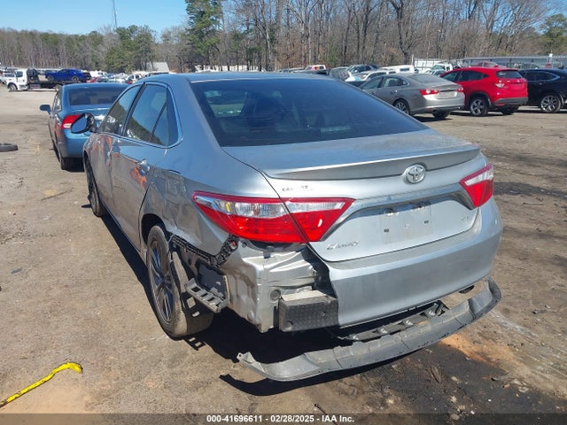 4T1BF1FK0HU451497 Toyota CAMRY SE