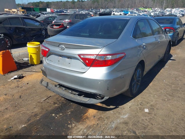 4T1BF1FK0HU451497 Toyota CAMRY SE