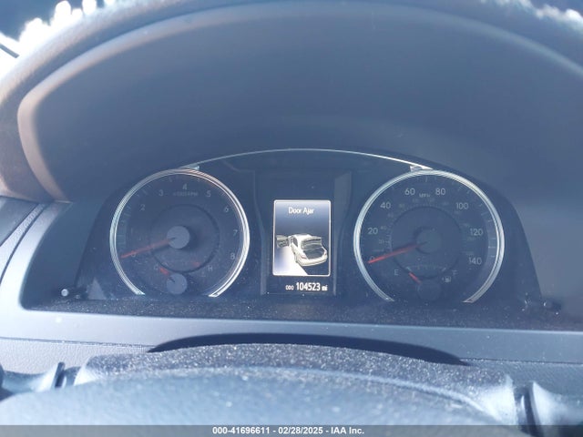 4T1BF1FK0HU451497 Toyota CAMRY SE