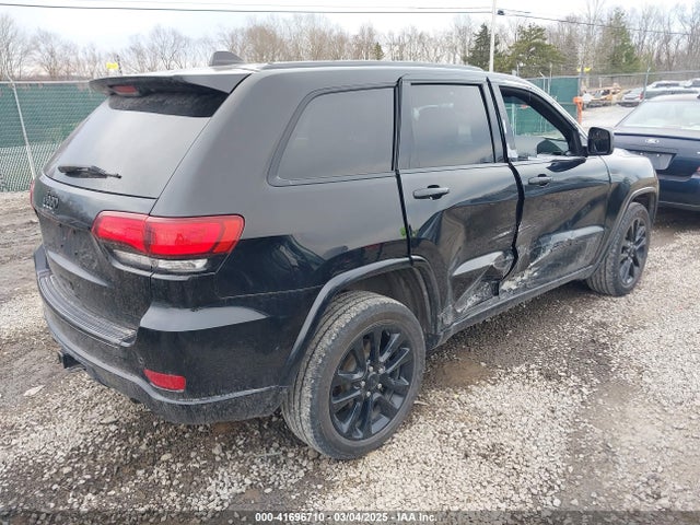 1C4RJFAG9HC882251 Jeep Grand Cherokee Altitude 4x4