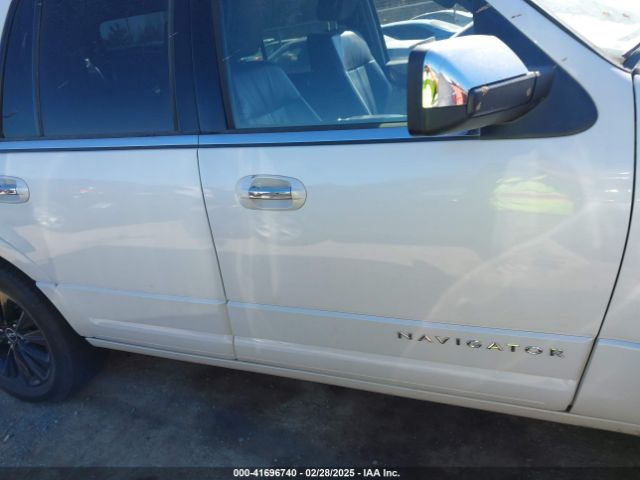 5LMJJ2JT1GEL04871 Lincoln Navigator Select