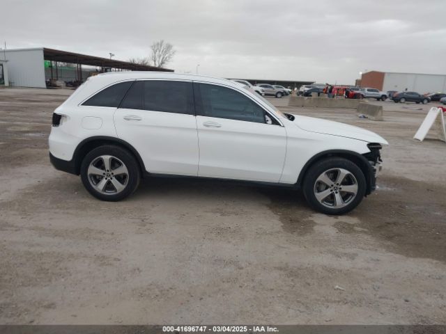 W1N0G8DB5NV398640 Mercedes-Benz Glc 300 Suv