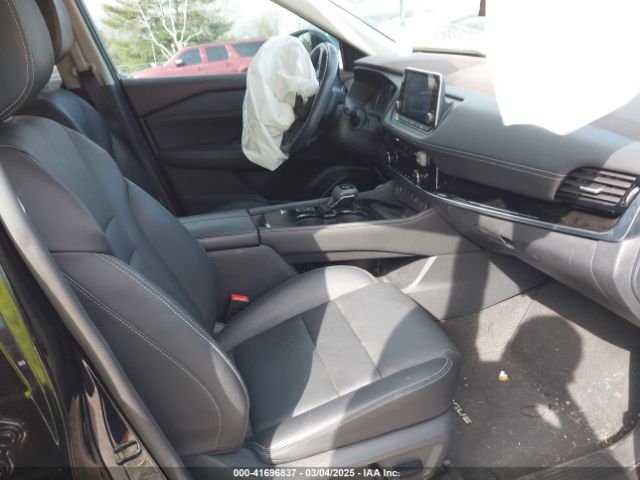 5N1BT3CA7PC873044 Nissan Rogue Sl Fwd