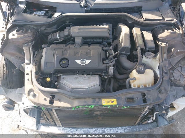 2011 MINI COOPER WMWSU3C50BT098645 Photo 9