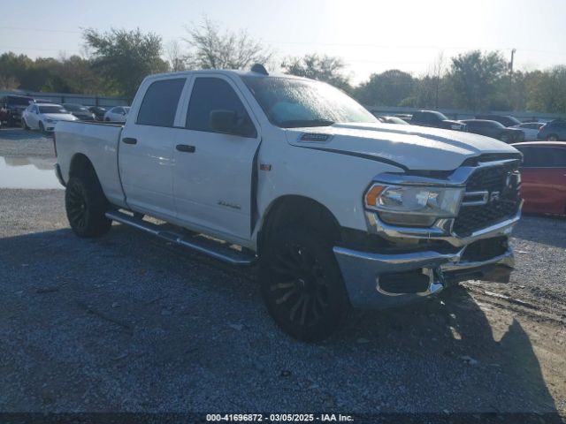 3C6UR5CJ9KG613877 auction archive image