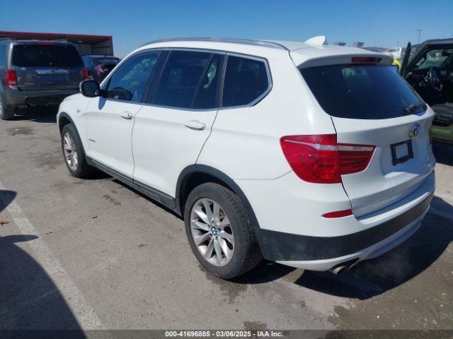 2011 BMW X3 5UXWX5C59BL711173 Photo 2