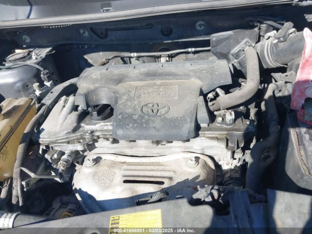 JTMZFREV0FJ034795 Toyota RAV4 LE