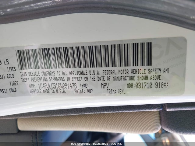 1C4PJLCB1GW291478 Jeep Cherokee Latitude