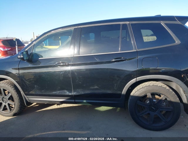 Honda Passport Awd Elite 2022 5FNYF8H04NB004128 Image 14