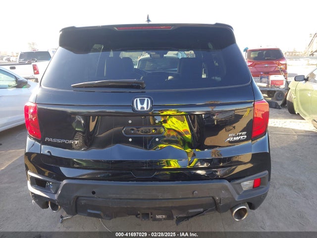 Honda Passport Awd Elite 2022 5FNYF8H04NB004128 Image 16