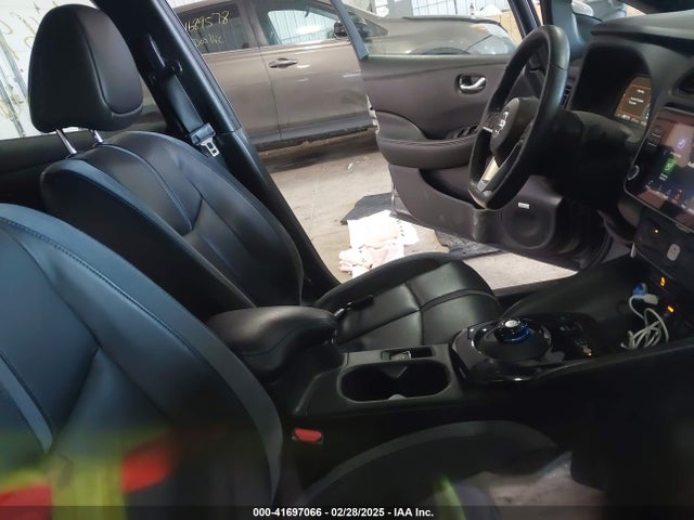 1N4BZ1CP1KC319590 Nissan Leaf Sl Plus