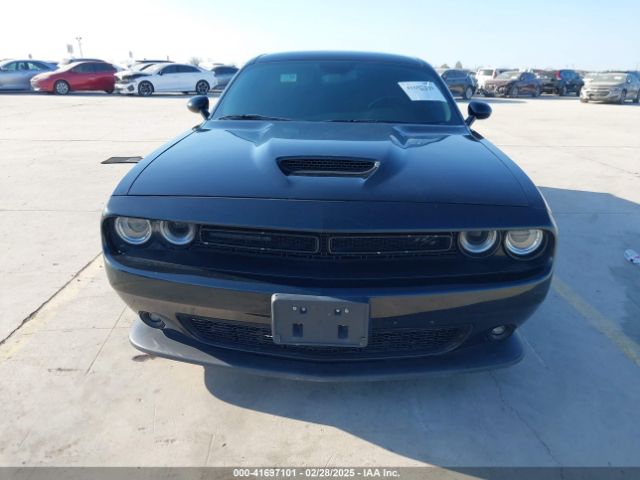 2C3CDZBT9KH737603 Dodge Challenger R/t