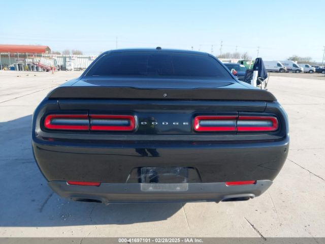 2C3CDZBT9KH737603 Dodge Challenger R/t