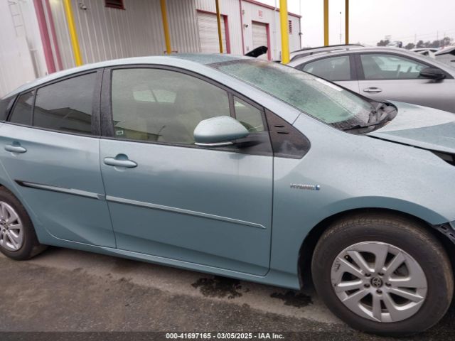 JTDKBRFU1H3040230 Toyota Prius Two