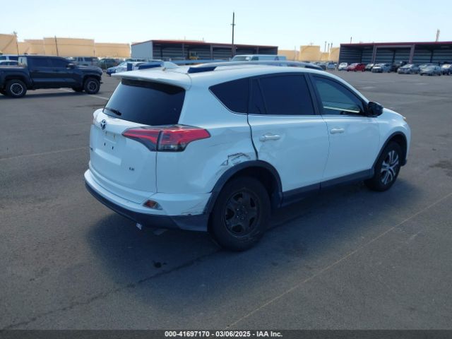 JTMZFREV2HJ721392 Toyota RAV4 LE