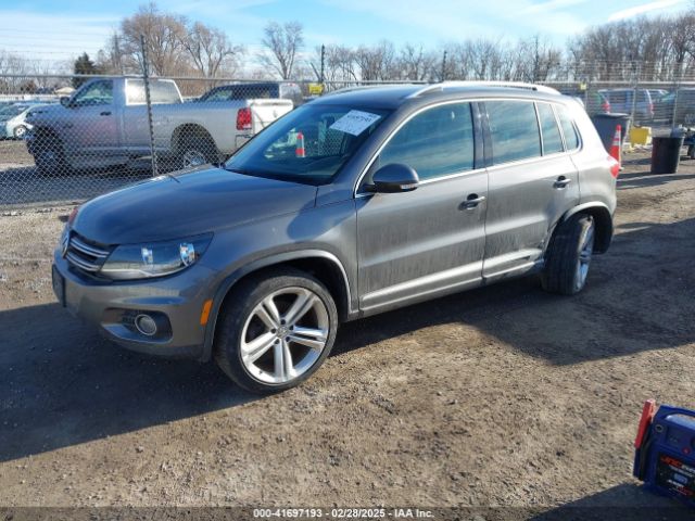 WVGBV7AX8GW054678 Volkswagen Tiguan R-line