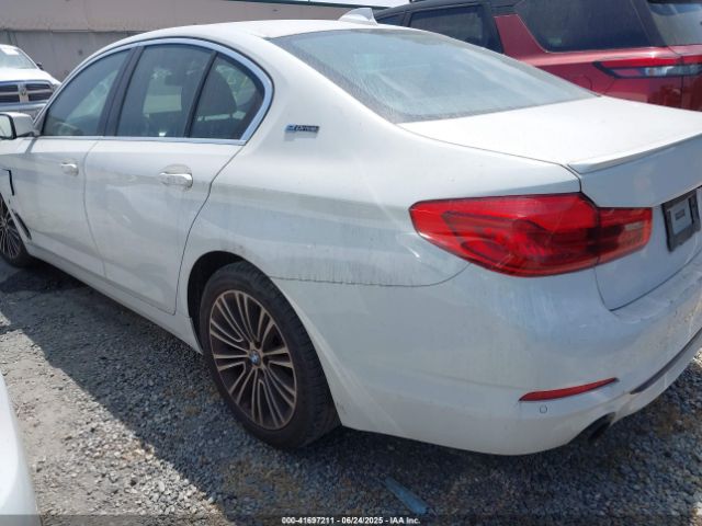 2019 BMW 530E WBAJA9C58KB399175 Photo 2
