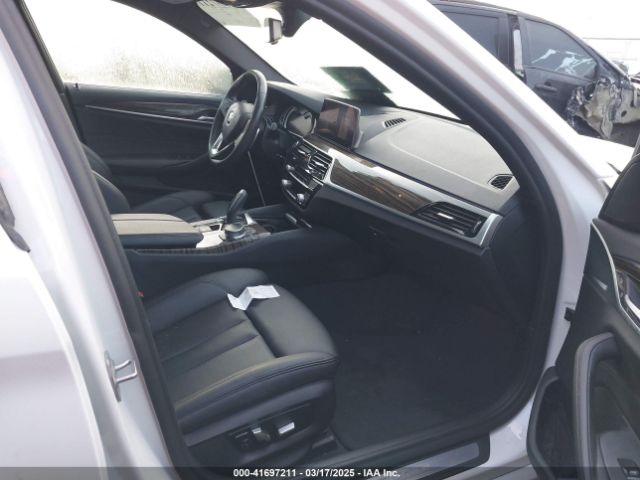 2019 BMW 530E WBAJA9C58KB399175 Photo 4