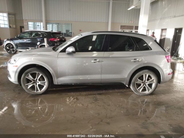 WA1BNAFY8K2034380 Audi Q5 45 Premium