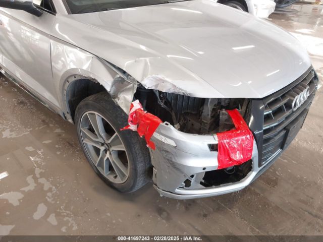 WA1BNAFY8K2034380 Audi Q5 45 Premium