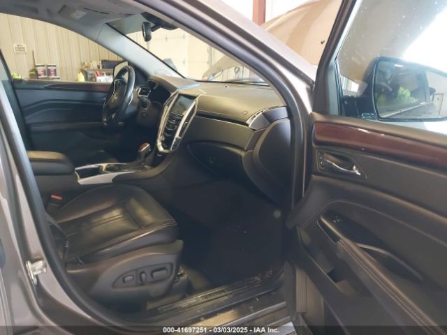 3GYFNBE34FS575613 Cadillac Srx Luxury Collection