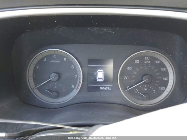 KM8J23A48KU924615 Hyundai TUCSON SE