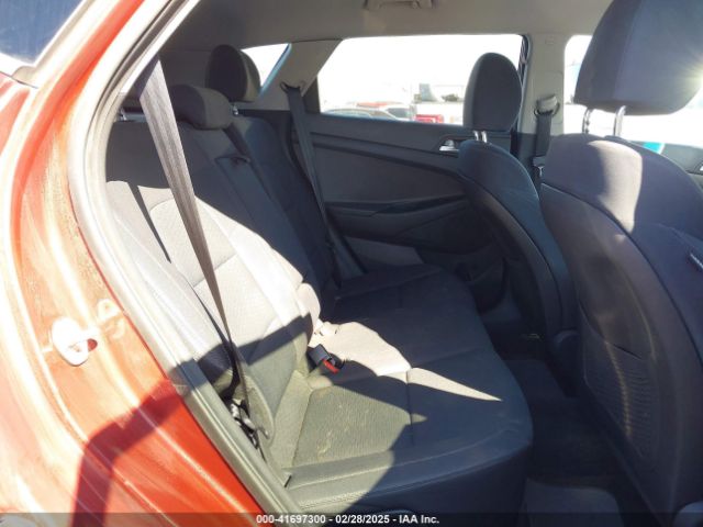 KM8J23A48KU924615 Hyundai TUCSON SE