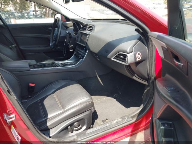 SAJAE4BG6HA947400 Jaguar Xe 25t Prestige