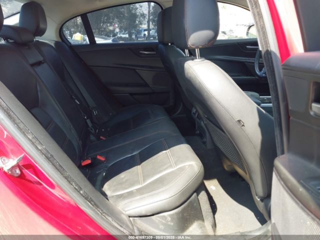 SAJAE4BG6HA947400 Jaguar Xe 25t Prestige