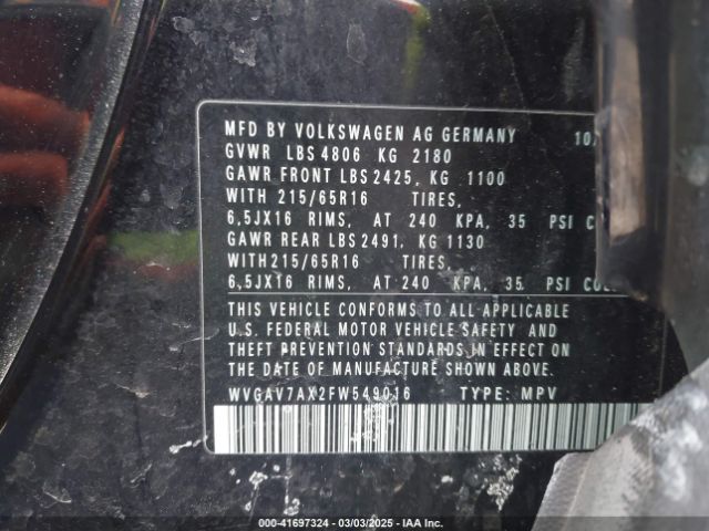 WVGAV7AX2FW549016 Volkswagen TIGUAN S