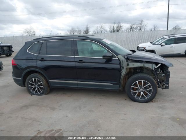 3VV3B7AX7LM067046 Volkswagen Tiguan