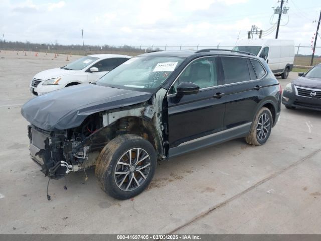 3VV3B7AX7LM067046 Volkswagen Tiguan