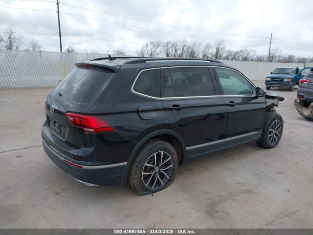3VV3B7AX7LM067046 Volkswagen Tiguan