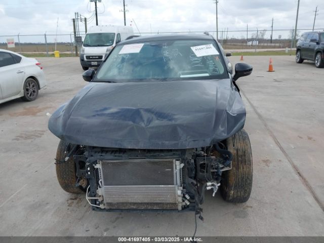 3VV3B7AX7LM067046 Volkswagen Tiguan